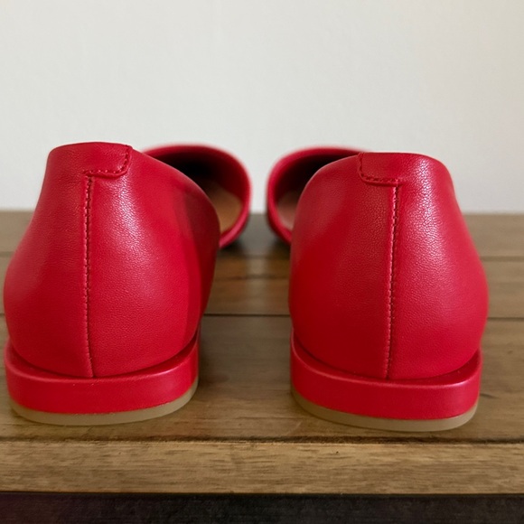 Franco Sarto Women's Bold Red Pointed Flats - Picture 4 of 5